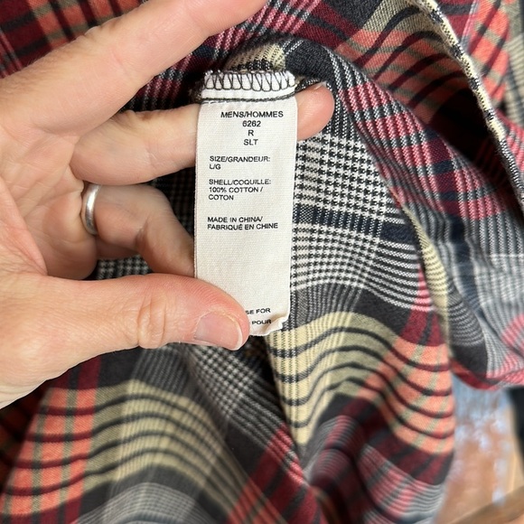 Woolrich Shirt Men's Size Large Lightweight Plaid Flannel Button Down Shirt - Picture 3 of 4